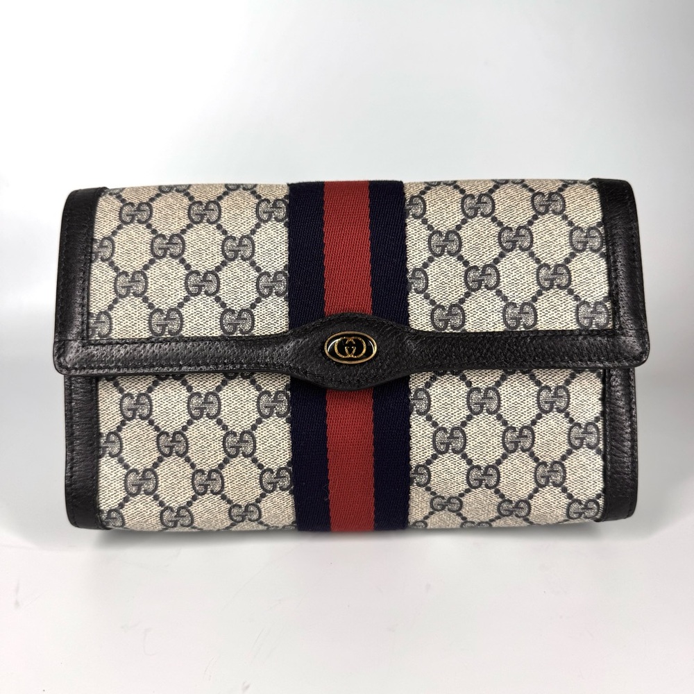 GUCCI GG Monogram Supreme Vintage Clutch – Navy Blue - Picture 13 of 15